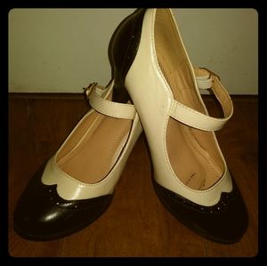 Vintage Black and white heels